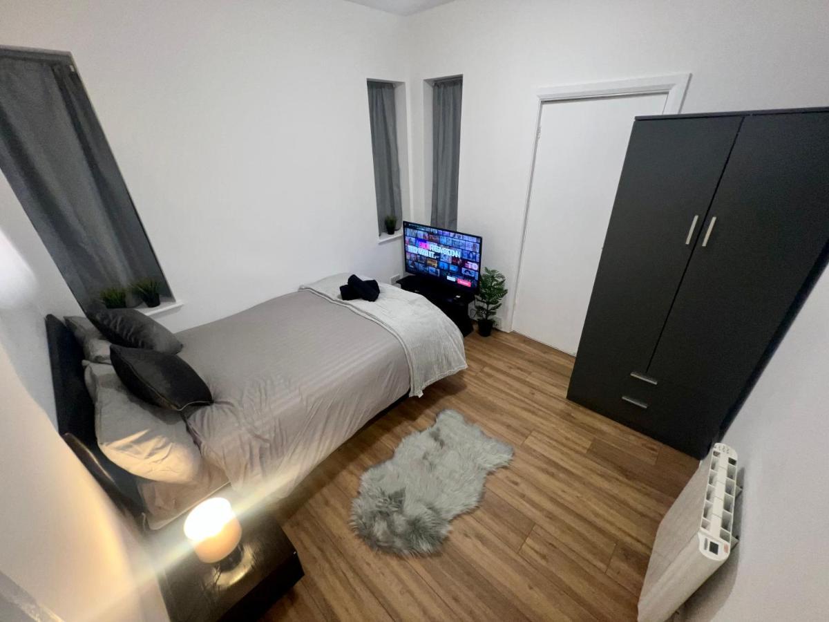 Leisure Studio Flat In Golders Green Londra Esterno foto