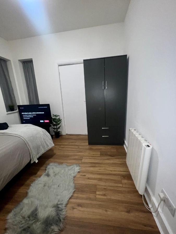 Leisure Studio Flat In Golders Green Londra Esterno foto