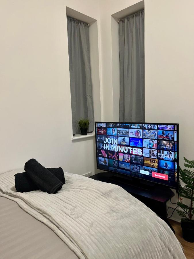 Leisure Studio Flat In Golders Green Londra Esterno foto