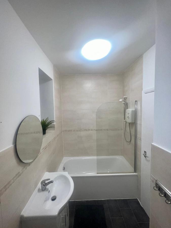 Leisure Studio Flat In Golders Green Londra Esterno foto